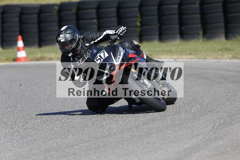 /Archiv-2025/49 26.08.2025 Cornu Master School ADR/blau-bleu/57